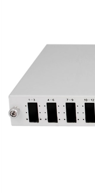 TRACOM przełącznica światłowodowa wysuwana 48 X SC Simplex 19``