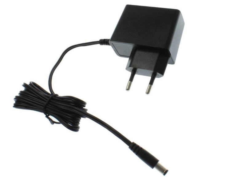 Zasilacz  impulsowy stałonapięciowy 5V 3A 15W wyjście 5,5/2,5