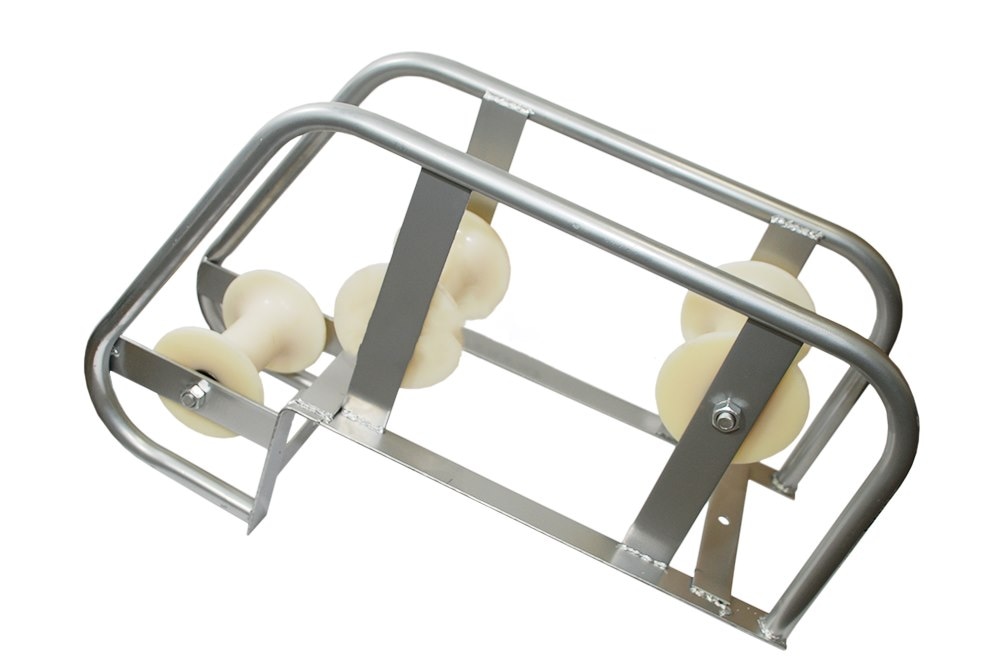 Wpust kablowy do studni/Rolka narożna studzienkowa do kabla