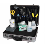 Zestaw narzędziowy do spawania w walizce serwisowej