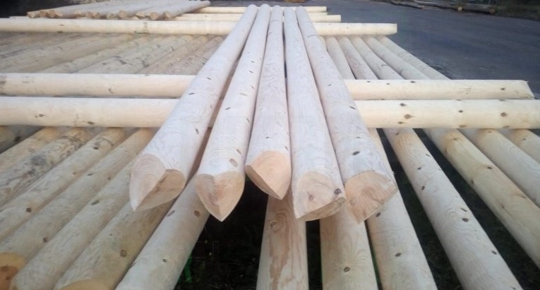 Słup drewniany pojedynczy impregnowany 8,5m