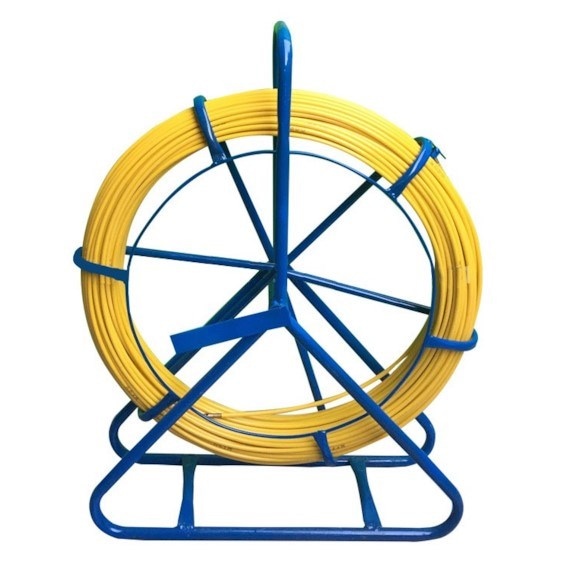 Pilot do wciągania kabli 4,5mm 100m na stojaku (włókno szklane, stalka)